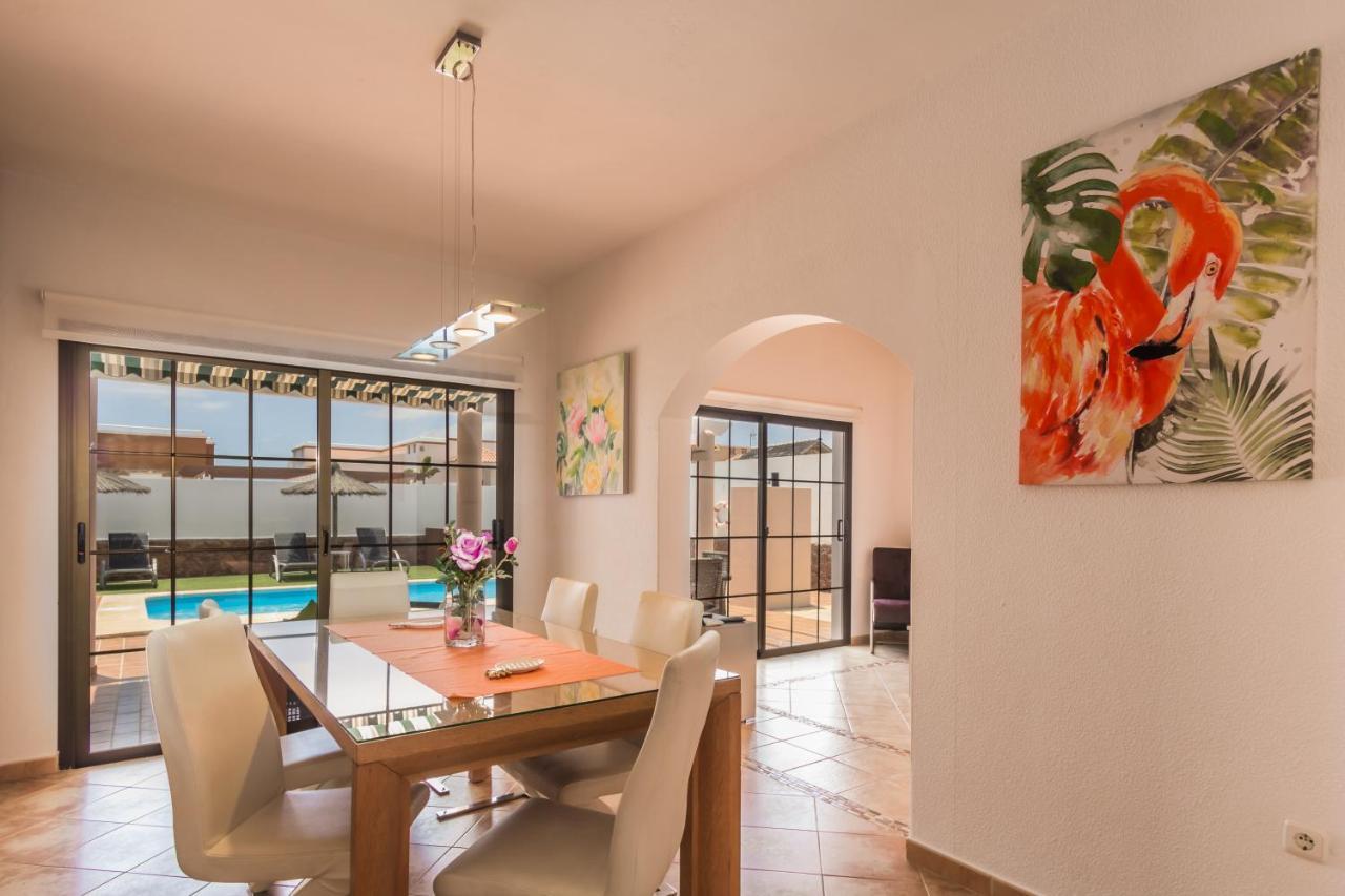 Villa With Private Pool, Near Beach And Golf Caleta De Fuste- Villa Charlotte Costa De Antigua Exterior photo